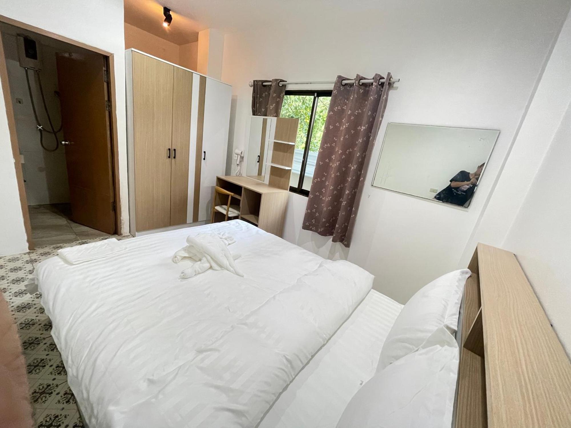 Phuket Plan B House Privatunterkunft *