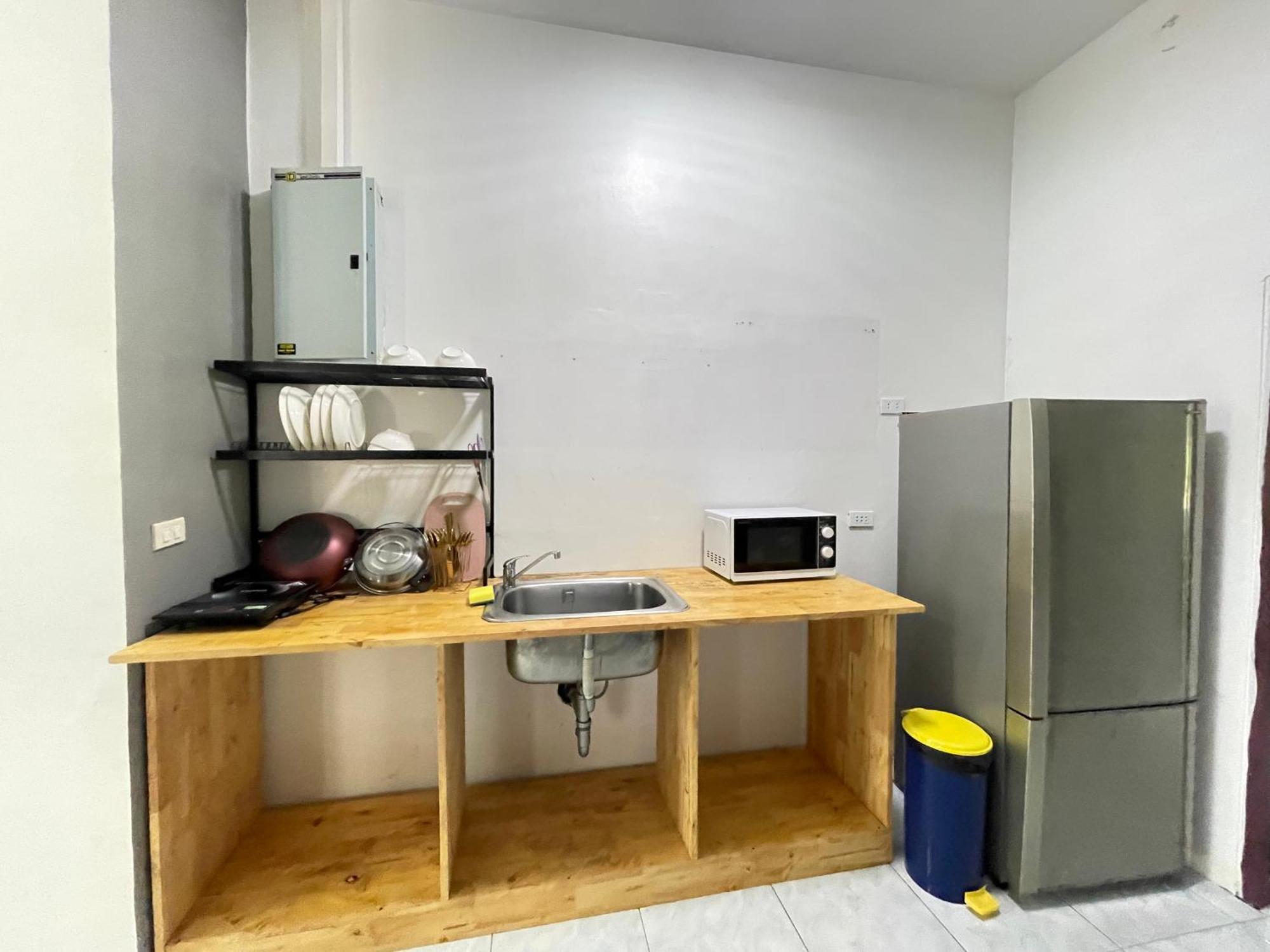 Phuket Plan B House Privatunterkunft