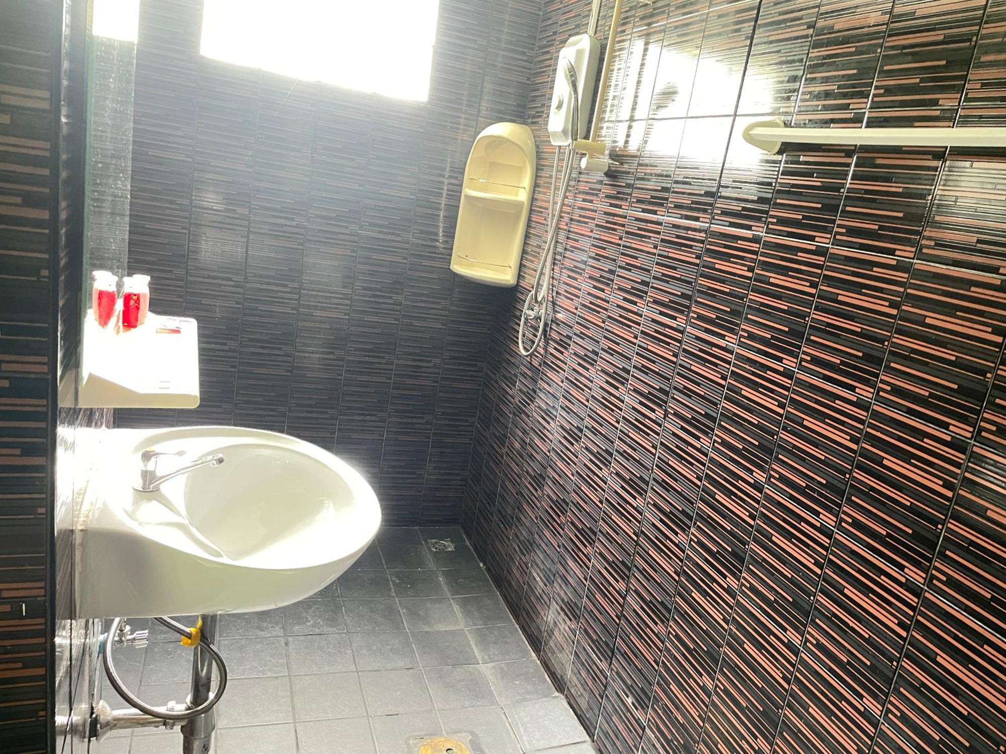 Phuket Plan B House Privatunterkunft *