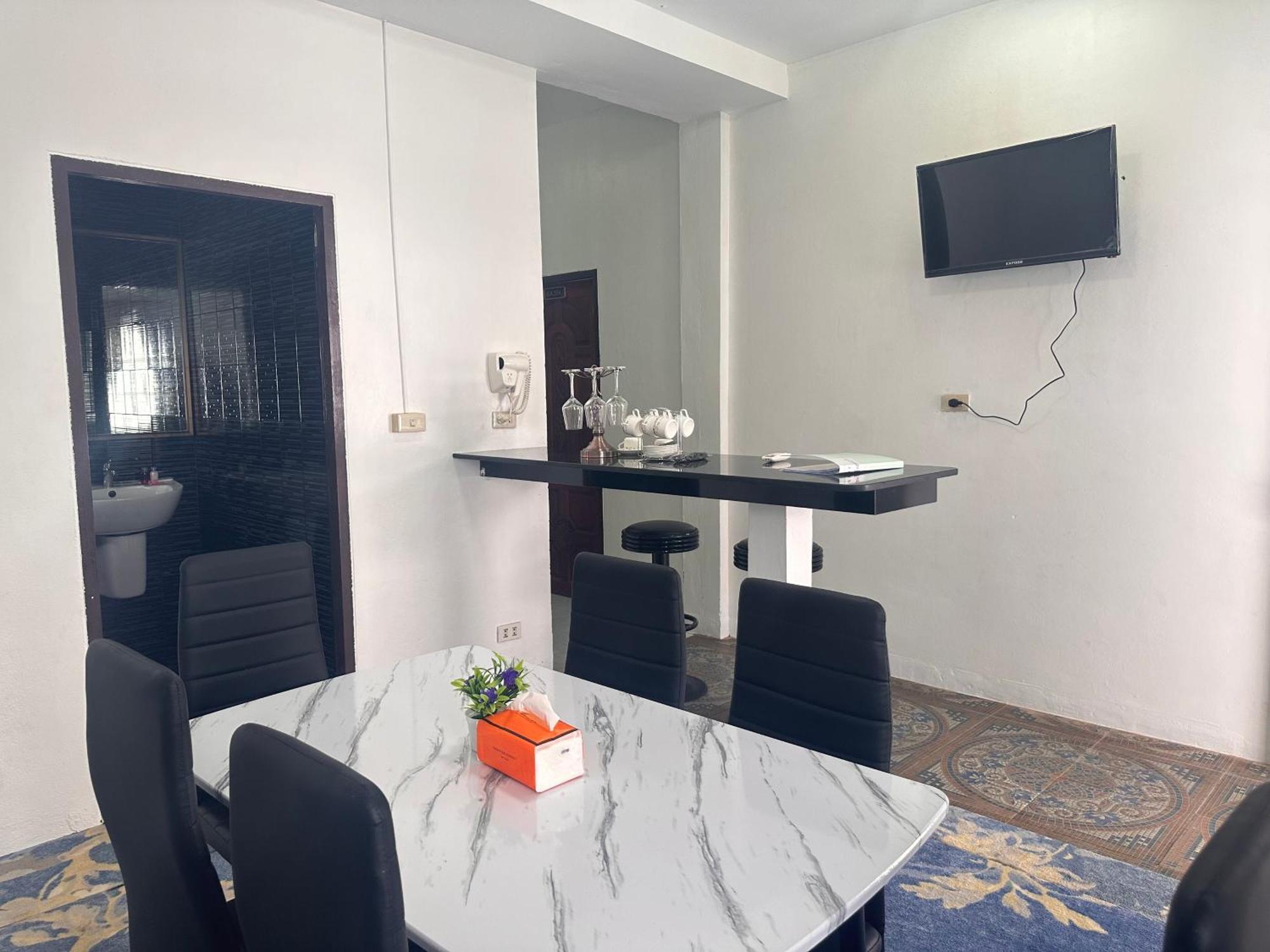 Privatunterkunft Phuket Plan B House