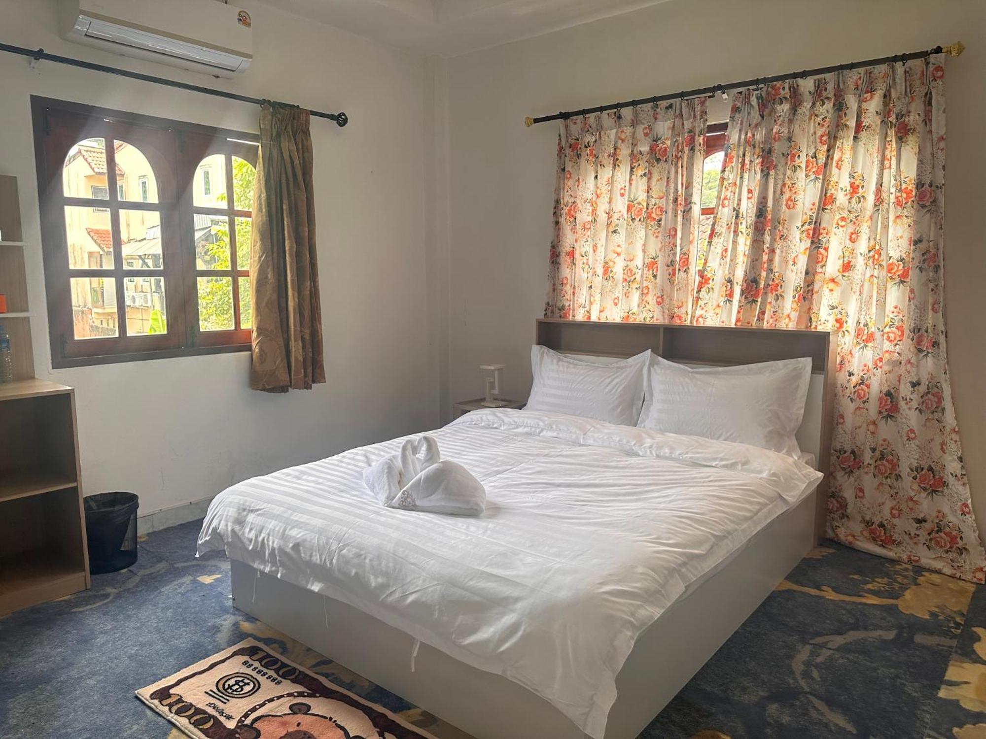 Privatunterkunft Phuket Plan B House